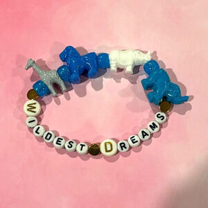 Taylor Swift Friendship Bracelet